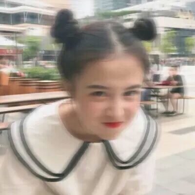 ����Ů��ͷ�񣺾����������㿴����Ŀ��ת��