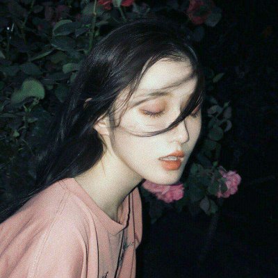 ����Ů��ͷ�񣺾����������㿴����Ŀ��ת��