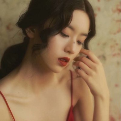 ����Ů��ͷ�񣺾����������㿴����Ŀ��ת��