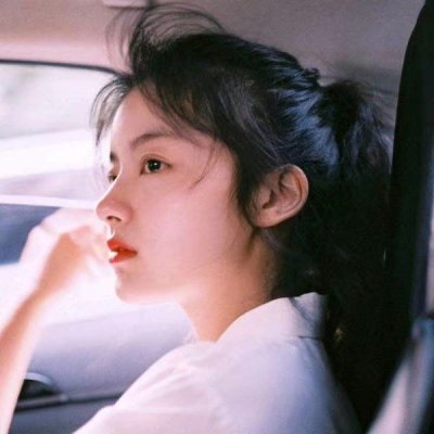 ����Ů��ͷ�񣺾����������㿴����Ŀ��ת��