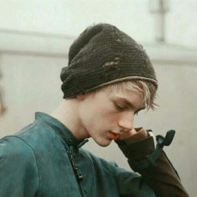 ������ʿר��΢��ͷ��  �������