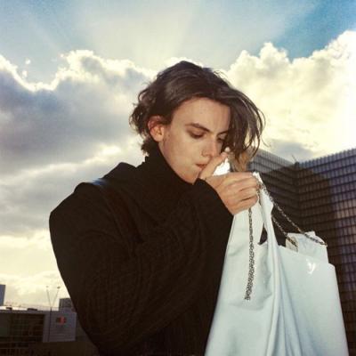 ������ʿר��΢��ͷ��  �������