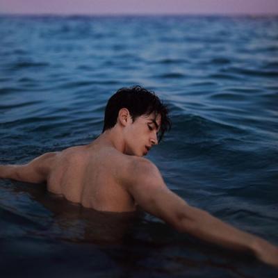 ������ʿר��΢��ͷ��  �������