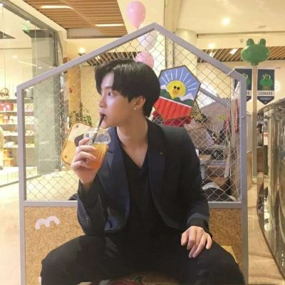 ����С��������ͷ��