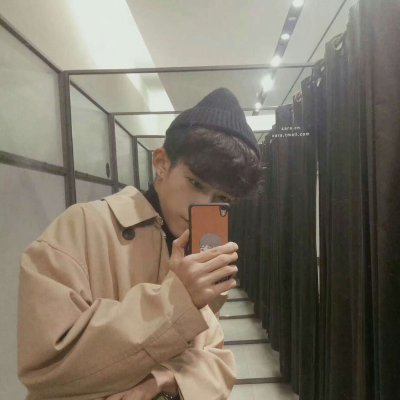 �ֻ�����ͷ