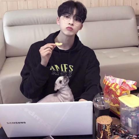 ���ֳ�˧��С���ͼƬ����ͷ��  �ഺ��˻�և