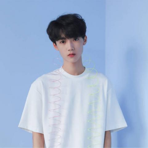 ���ֳ�˧��С���ͼƬ����ͷ��  �ഺ��˻�և