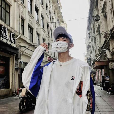 ���ֳ�˧��С���ͼƬ����ͷ��  �ഺ��˻�և