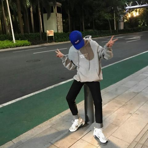 ���ֳ�˧��С���ͼƬ����ͷ��  �ഺ��˻�և