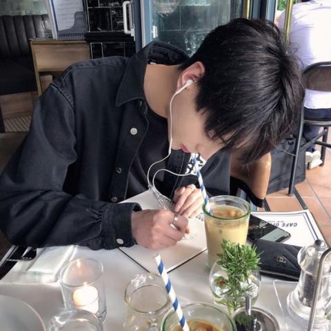 �������ͷ����������˧��   �����ҵ�style