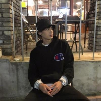 ����ͷ�����������������С��糬�ᡣ