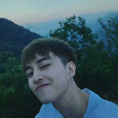 ���ƣ���ɫϵ��ͷ