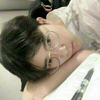 ���ƣ���ɫϵ��ͷ