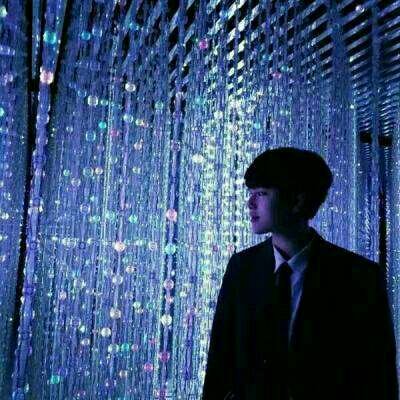 ���ƣ���ɫϵ��ͷ