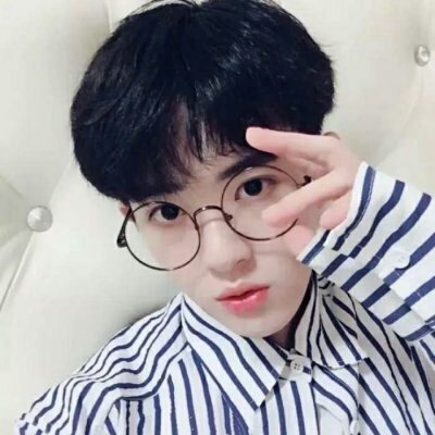 ���ƣ���ɫϵ��ͷ