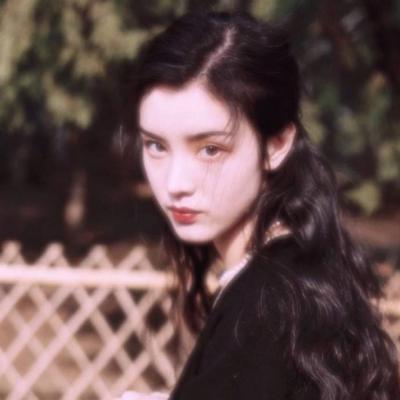 Ψ���ÿ����⾳��΢��Ů��ͷ��  ���ꡢ��˭�ڲ���