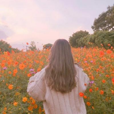 Ψ���ÿ����⾳��΢��Ů��ͷ��  ���ꡢ��˭�ڲ���