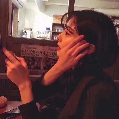 Ψ���ÿ����⾳��΢��Ů��ͷ��  ���ꡢ��˭�ڲ���