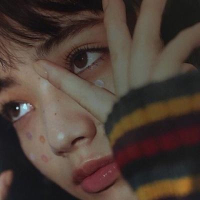 Ψ���ÿ����⾳��΢��Ů��ͷ��  ���ꡢ��˭�ڲ���