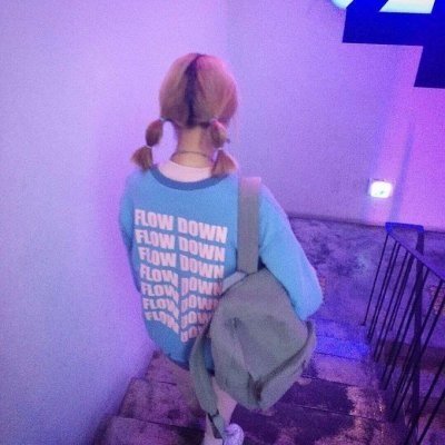 ��һ����ͷ~