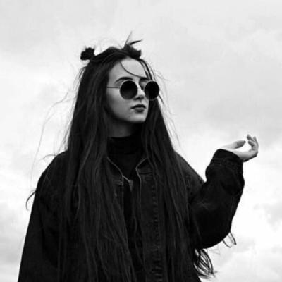 2018���е�ŷ��΢��ͷ��Ů��    �`�����˕A��