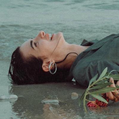 2018���е�ŷ��΢��ͷ��Ů��    �`�����˕A��