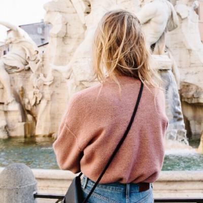 2018���е�ŷ��΢��ͷ��Ů��    �`�����˕A��