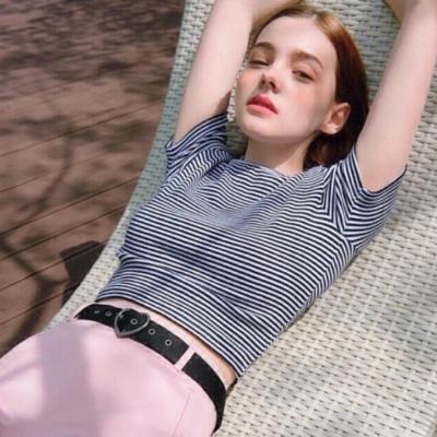 �ÿ����ʷ�ŷ��Ů��΢��ͷ��  �ռ���Ļ���