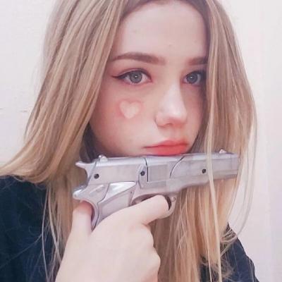 �ÿ����ʷ�ŷ��Ů��΢��ͷ��  �ռ���Ļ���