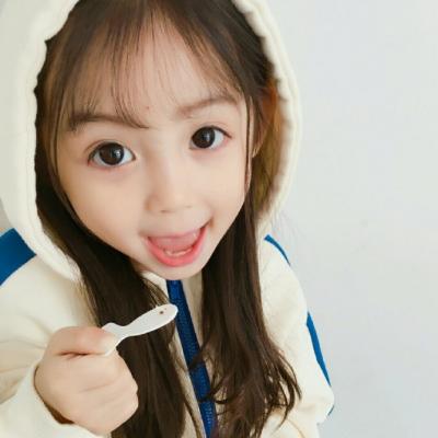 ���ɰ�������ͷ�����СŮ��   ȫ����Ů����