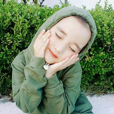 ���ɰ�������ͷ�����СŮ��   ȫ����Ů����