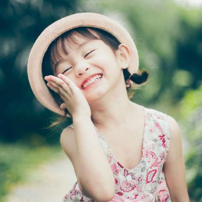 ���ɰ�������ͷ�����СŮ��   ȫ����Ů����