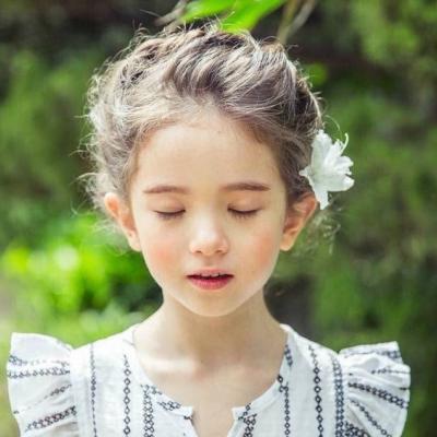 ���ɰ�������ͷ�����СŮ��   ȫ����Ů����