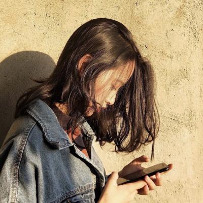 ���ʺ�Ů�˵�΢��ͷ��     ��˼������