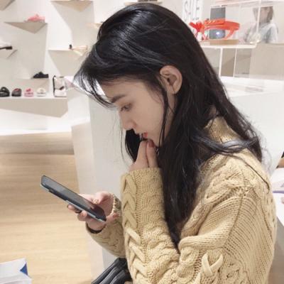 ���ʺ�Ů�˵�΢��ͷ��     ��˼������