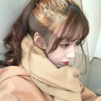 ���ʺ�Ů�˵�΢��ͷ��     ��˼������