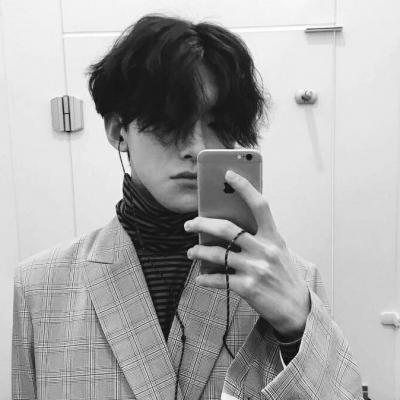 ΢��ͷ�����������ڰ�     ��῿ʵ��