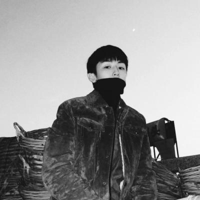 ΢��ͷ�����������ڰ�     ��῿ʵ��