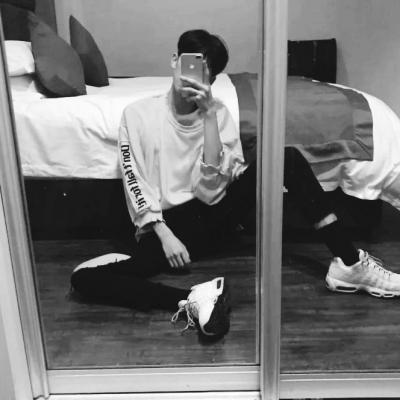 ΢��ͷ�����������ڰ�     ��῿ʵ��