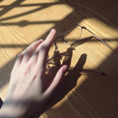 ������ֿظ���ͷ��     ��������