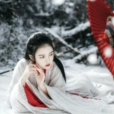 Ψ�����⾳������Ů���ŷ�ͷ��  ���������ָ��