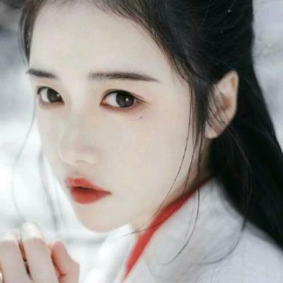 Ψ�����⾳������Ů���ŷ�ͷ��  ���������ָ��