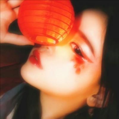 Ψ�����⾳������Ů���ŷ�ͷ��  ���������ָ��