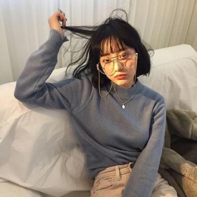 ʱ���з��Ĵ��۾�Ů��ͷ�� ֻ����һ��ƫִ��