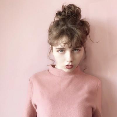 ʱ���и��Ե�ŷ��Ů��ͷ��  ���ξ�һ�𴳵�