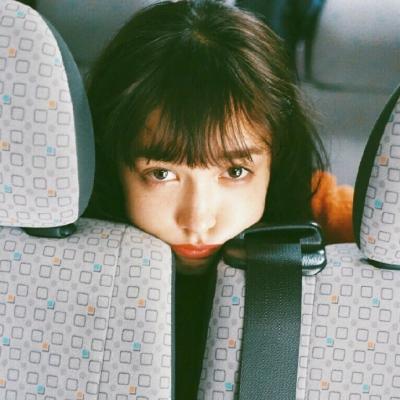 ʱ���и��Ե�ŷ��Ů��ͷ��  ���ξ�һ�𴳵�