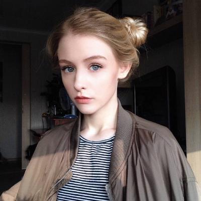 ʱ���и��Ե�ŷ��Ů��ͷ��  ���ξ�һ�𴳵�