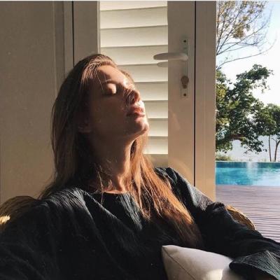 ʱ���и��Ե�ŷ��Ů��ͷ��  ���ξ�һ�𴳵�