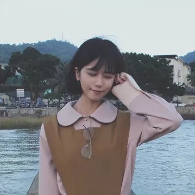 �̷�Girl.    һ����ʣ��ټ�İ·