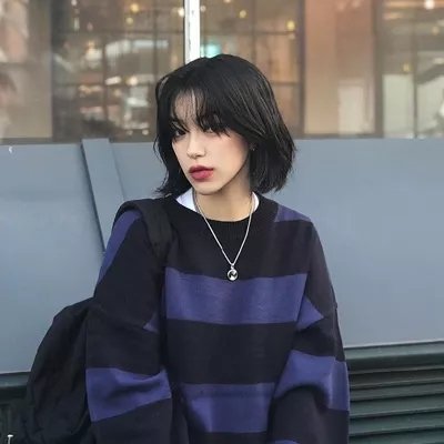 �̷�Girl.    һ����ʣ��ټ�İ·